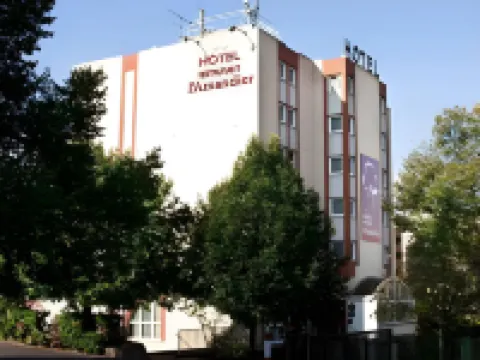 Hôtel l'Amandier Hotels in Nanterre