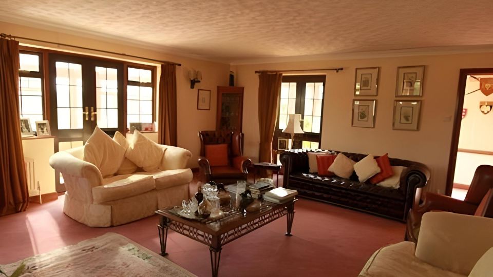 Pointers Guest House