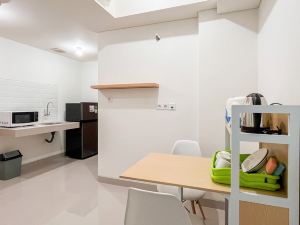 Spacious 1Br (No Kitchen) Bandaraya - Tallasa City Makassar Apartment by Travelio