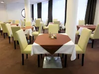 Casino & Hotel Admiral Ptuj - Frühstück