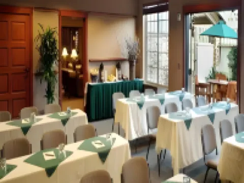 Larkspur Landing Extended Stay Suites Campbell