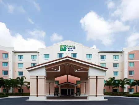 Holiday Inn Express & Suites Pembroke Pines-Sheridan ST Отели в г. Юго-Запад Ранчес