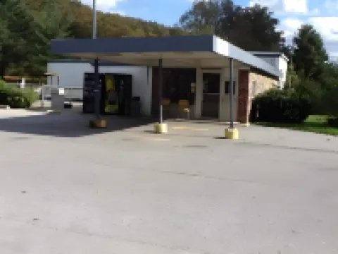 Daniel Boone Motor Inn Hotels in Pike County