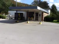 Daniel Boone Motor Inn Hotels in der Nähe von Hatfield and McCoy Historic Sites