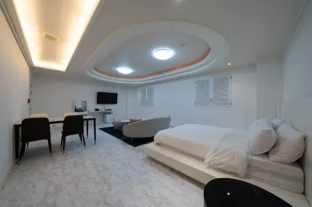 Dangjin Tourist Hotel Отели в г. Танджин