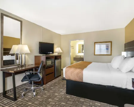 ควอลิตี้อินน์ ตูกุมการิ โรงแรมในตูกุมการิ