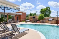 Residence Inn Atlanta NE/Duluth Sugarloaf - Kitchens
