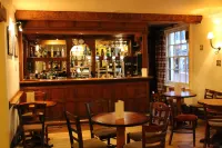 The Rugby Hotel Hotels in Crick