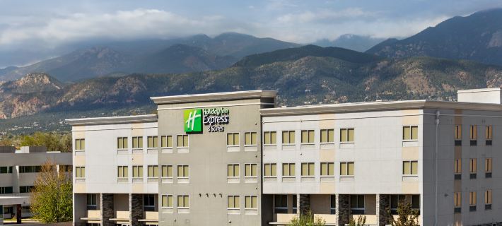 Holiday Inn Express & Suites COLORADO SPRINGS CENTRAL by IHG Hotels in Colorado Springs