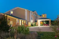 Super 8 by Wyndham Perry