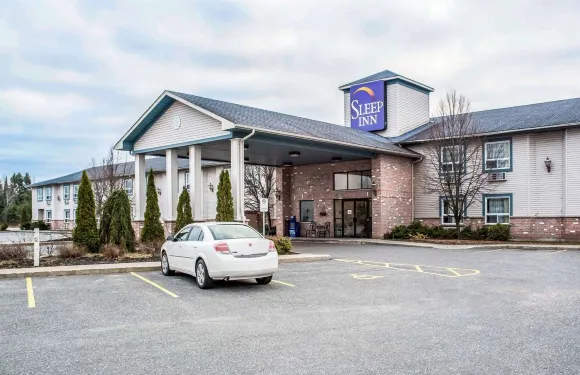 佈雷斯橋斯利普酒店