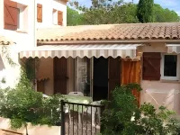 Les Chambres d'Hotes au Bois Fleuri Hotels in Puget-sur-Argens
