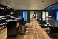 AKA ไทม์ สแควร์