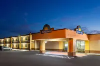 Days Inn by Wyndham Shelby Hotels near Strings Attached