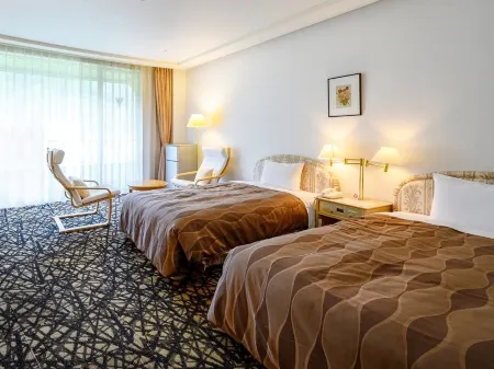 Miyako Golf Club Отели рядом с достопримечательностью «Tsuru University»