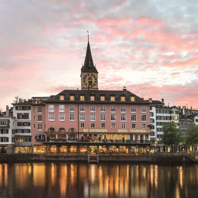 Storchen Zürich チューリヒ市庁舎周辺のホテル