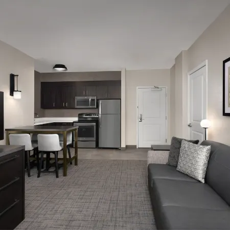 Residence Inn Charlotte SouthPark Отели рядом с достопримечательностью «Торговый центр SouthPark»