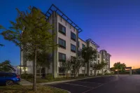 Best Western Plus Lackland Hotel  Suites Các khách sạn ở San Antonio