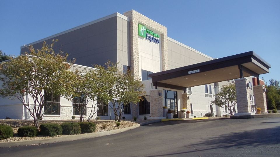 Holiday Inn Express CLOVERDALE (GREENCASTLE) by IHG