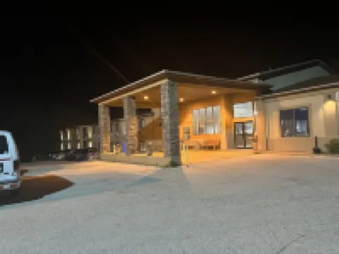 Days Inn by Wyndham Boonville Hôtels à : 