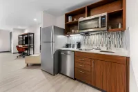Everhome Suites Fayetteville Near Fort Bragg Hotel a Spring Lake