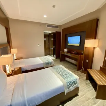 Violet Al Shisha Hotel Hotels near Al Noor Mount