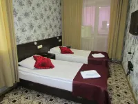 Yakutiya Hotel - 2 ดาว