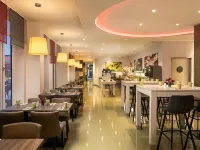 Leonardo Hotel Berlin Hotels near Schiller Theater