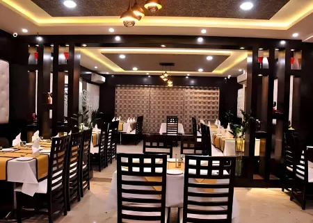 Hotel the Bellevue  Gwalior