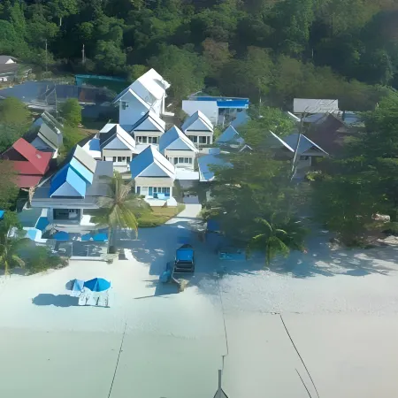PP Blue Sky Resort Отели рядом с достопримечательностью «Пещера Вайкинг»