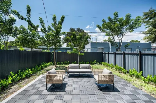 Luxurious 4Br Miami Home with Large Patio & Outdoor Space Hotels in West Little River