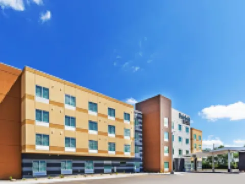Fairfield Inn & Suites Aberdeen, SD Hotels in Brown County
