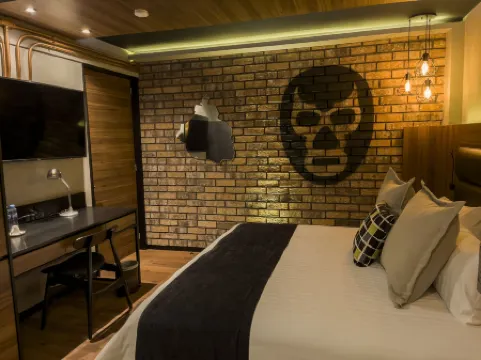 凱迪拉克精品酒店