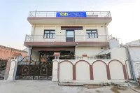 Fabexpress Awadh Inn Hotels in Manjha Kala