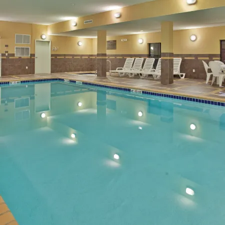 Hampton Inn & Suites Watertown