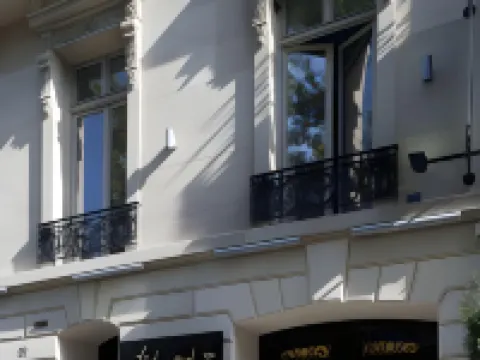 L'Edmond Hotel Parc Monceau Hotel dekat Taman Parc Monceau