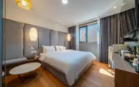 Hound Hotel Tongyeong Hangnam Branch Hotels in Tongyeong