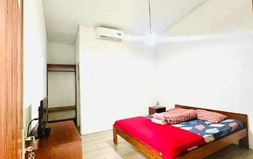 Homestay 28 Pangandaran Hotel di Parigi
