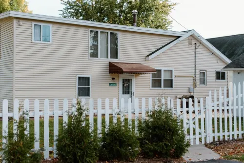 Crazy View Beach Front Bay City, MI Hotels in Bangor Charter Township