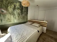 Maison de Ville T4 Hotels in Balaruc-les-Bains