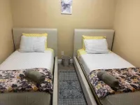 Airport 15min, Downtown 5min, Beautiful Cozy Home<br> Hotel dekat Restaurant Los Placeres