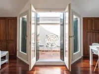 THE OLD WALLS Studio apartment Hotels in Lecco