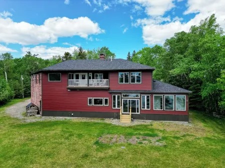 Designer Oceanfront, Views of Acadia National Park, Near Bar Harbor