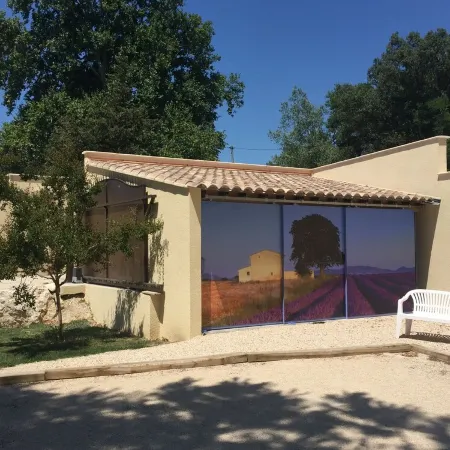 Maison Avec Grande Piscine Individuelle