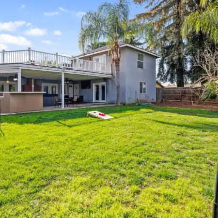 Hot tub, Game Room, Outdoor Kitchen & much more!