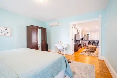 Cozy Newly Renovated 1st Floor Apt