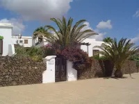 Comfort bungalow (1st row) in exclusive complex directly by the sea/beach pool