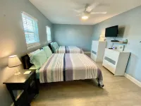 Seashell #31♡ Family-Friendly ♡ Steps to Indian Shores Beach  Heated Pool ♡