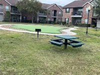 Hidden Gem in Spring, TX / Free Parking / Trail/ Traveling Professionals Welcome