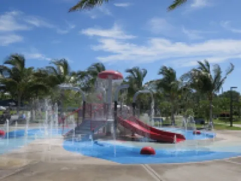 Roosters Perch at Truman Annex- Low Summer Rates!!!